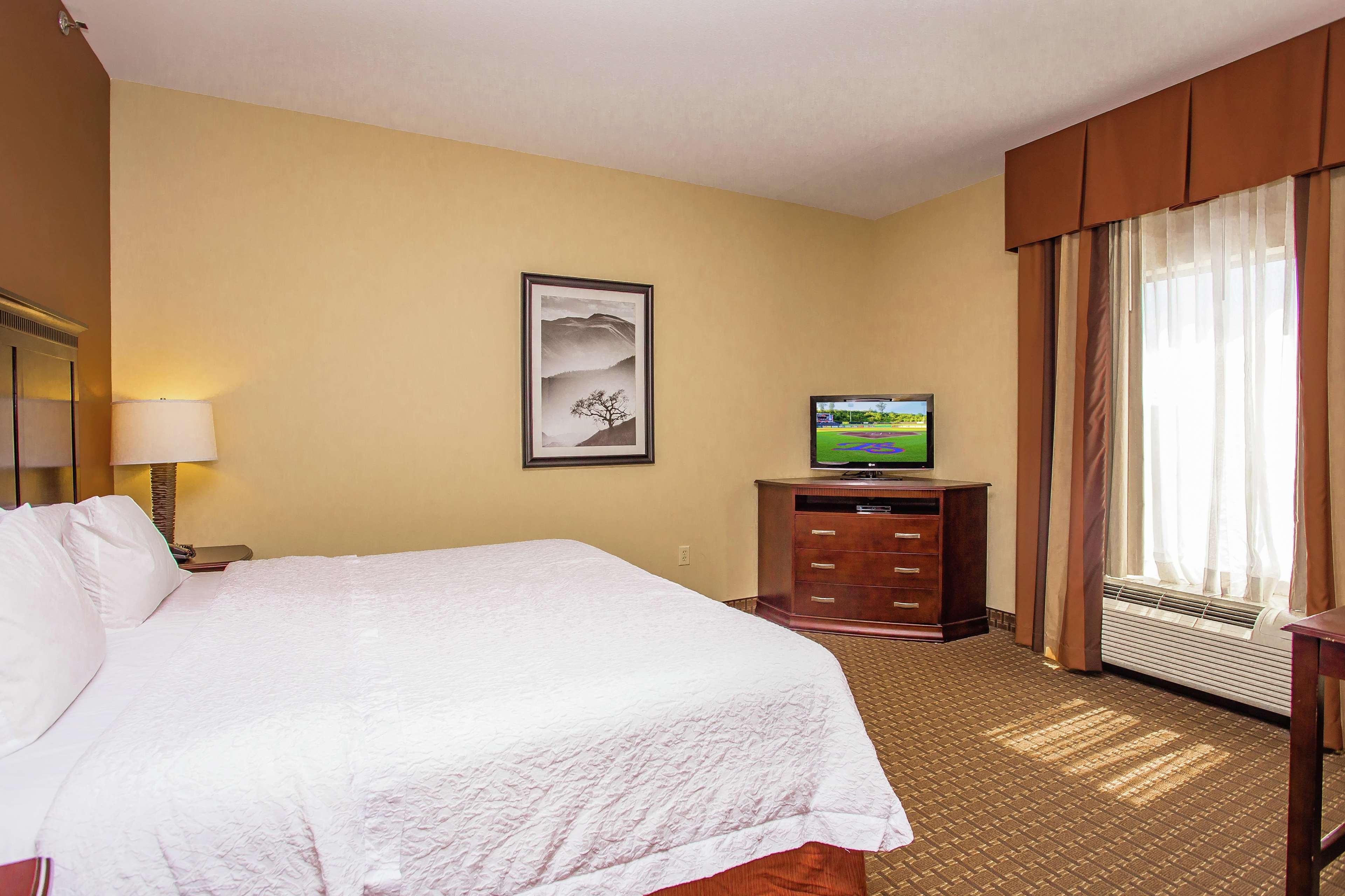 Hampton Inn & Suites Sevierville At Stadium Drive Кодак Экстерьер фото